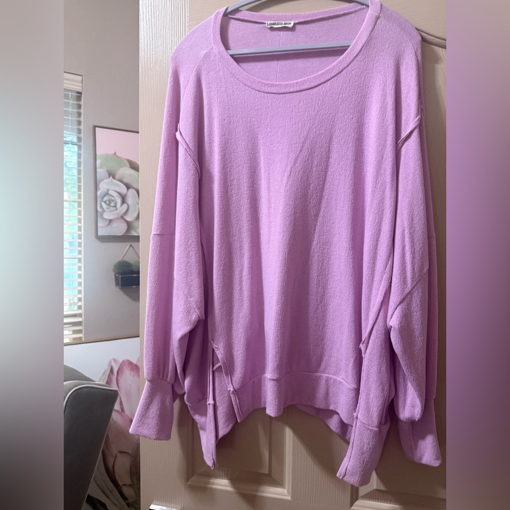 Lightweight long sleeve top